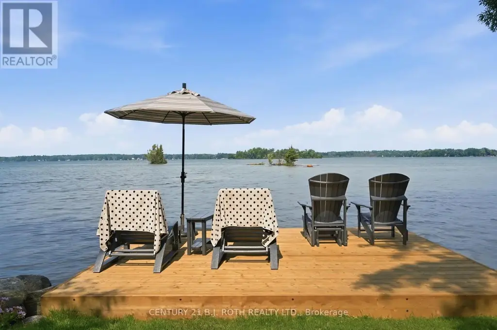 7426 Island View Street, Ramara